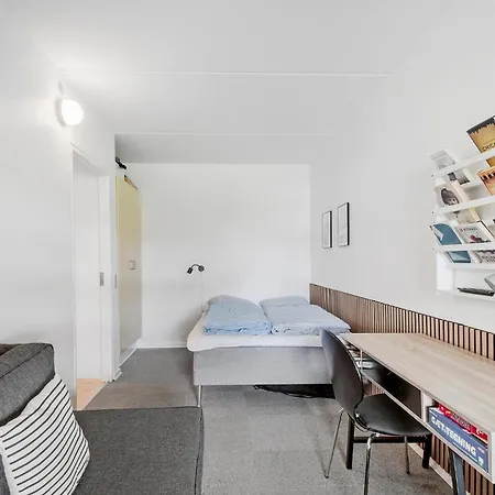 Apartment Bad, Lejl, 9 Fano